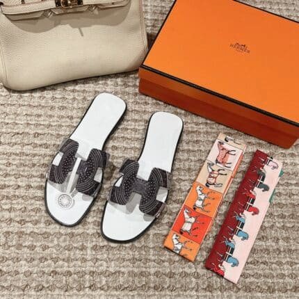 Hermes Oran sandal